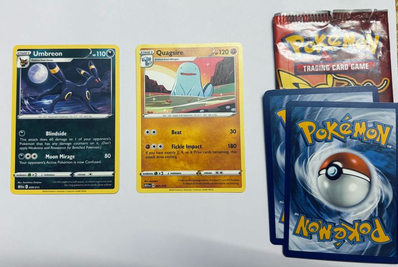 Sale/2 Pokemon original Tcg cards