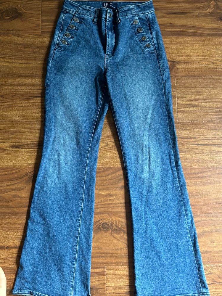 GAP 70’s Flared Button-Front Jeans