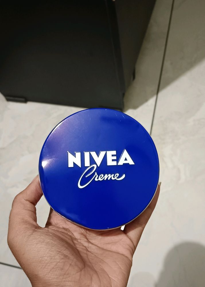 NIVEA creme