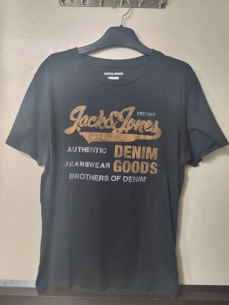 Jack And Jones  Men's Casual Tshirt. New With Tag