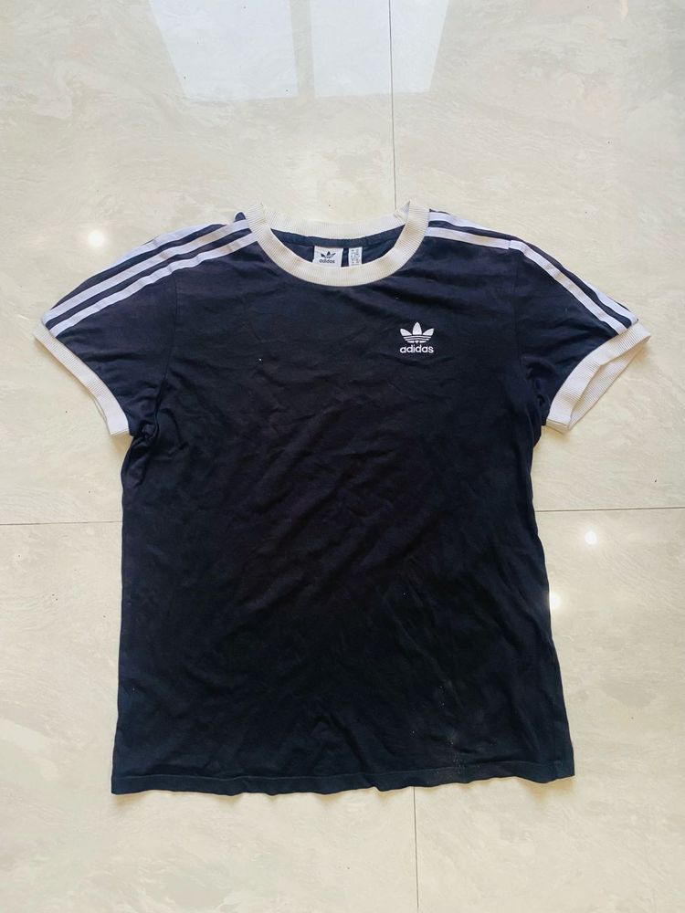 ADIDAS T SHIRT