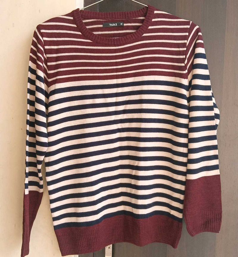 brown sweatshirt