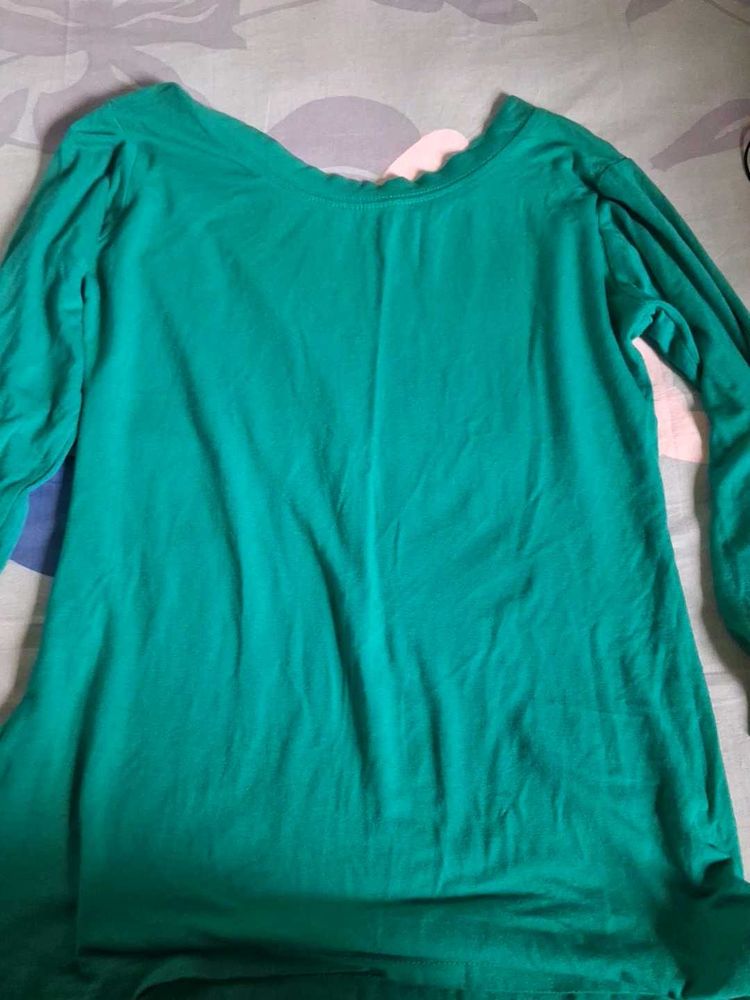 Green Long Sleeve Top