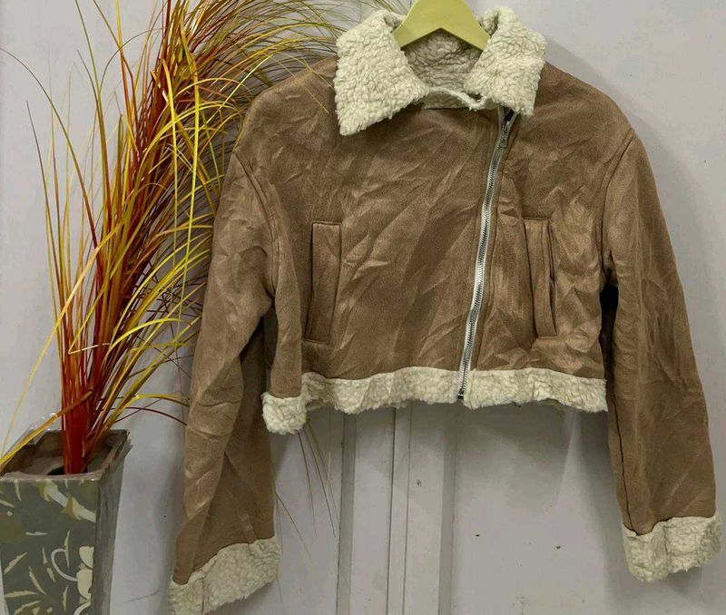 Fuzzy Trim Cropped Suede Jacket