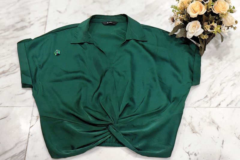 Chic Emerald Green Twisted Crop Top