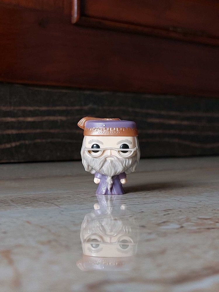 Harry Potter Kinder Joy Dumbledore