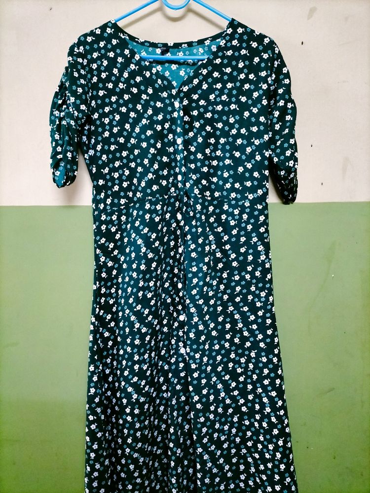 Green N White Colour Dress