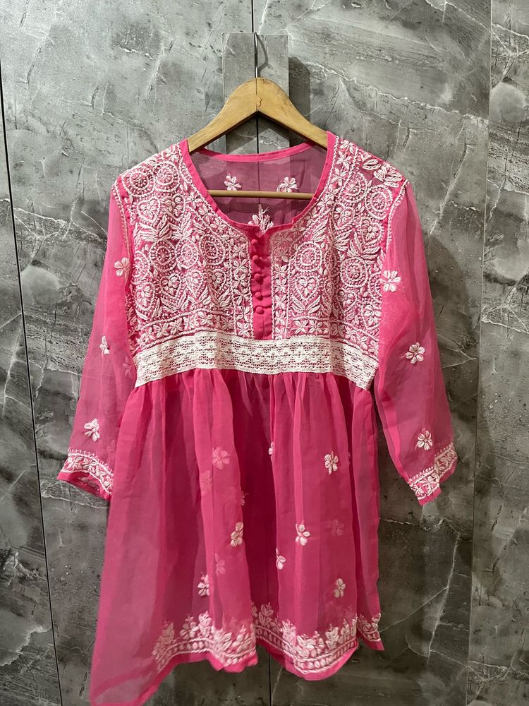 Elegant Pink Chikankari Kurta