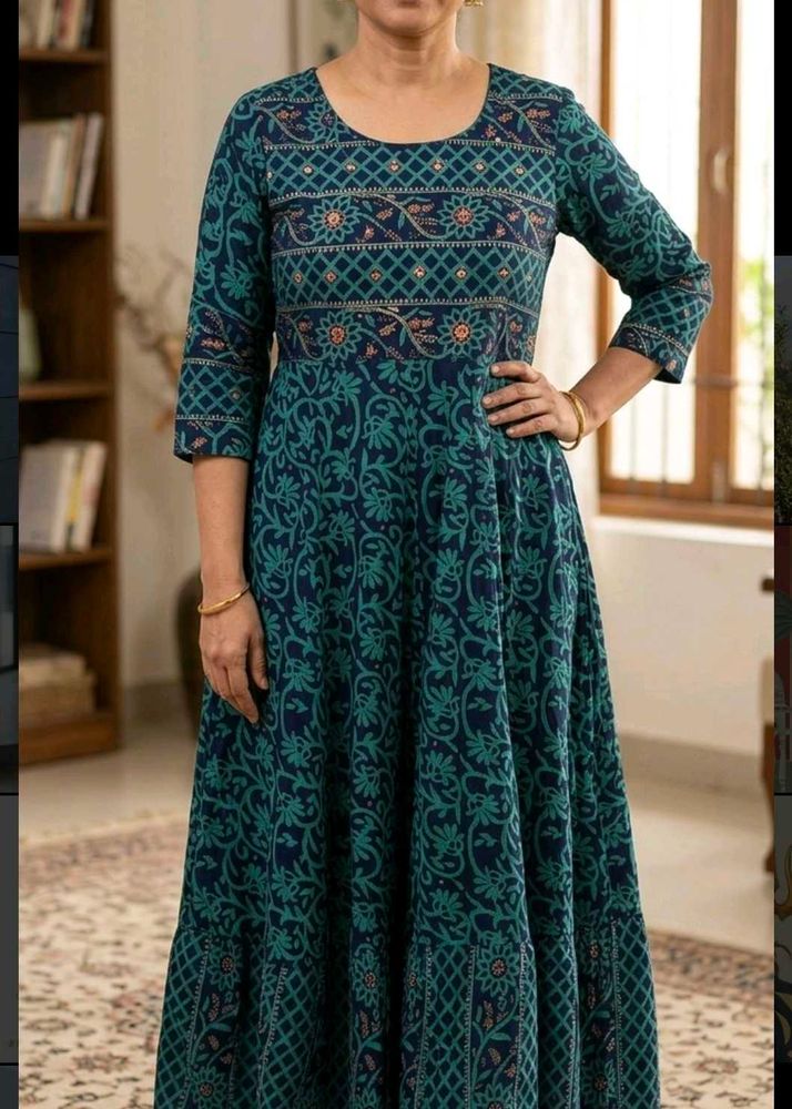 Beautiful Blue &amp; Green Print Kurta