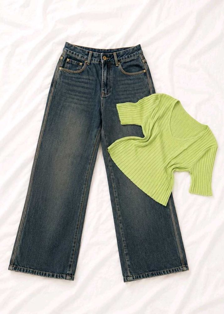 jeans + top combo offer 💗
