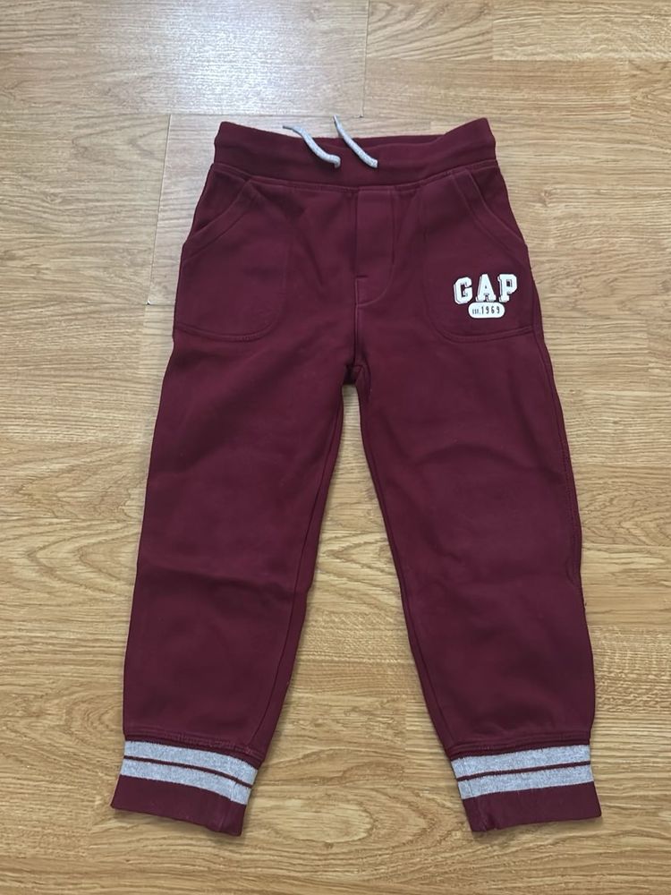 GAP Burgundy Fleece lined Jogger Pants