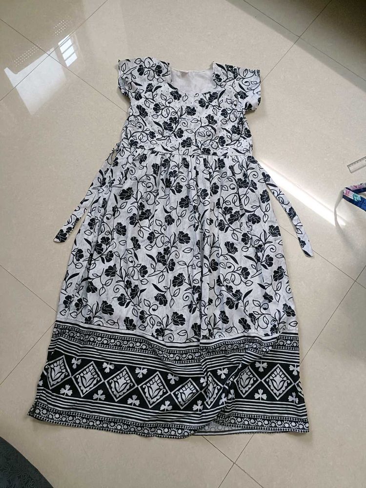 Beautiful Floral Print Maxi Dress