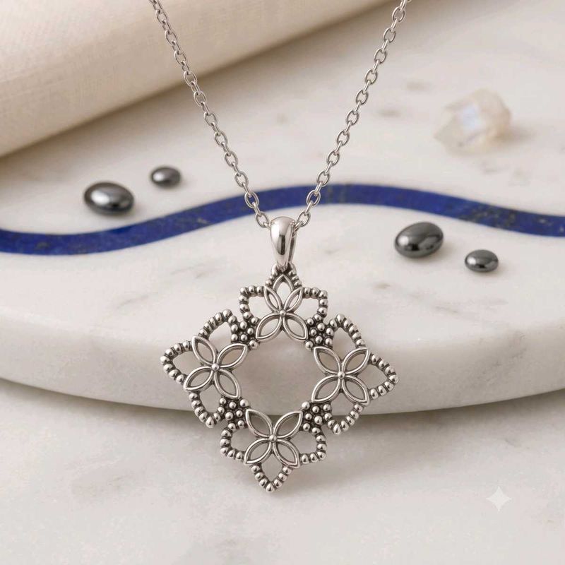 Elegant Floral Pendant Necklace
