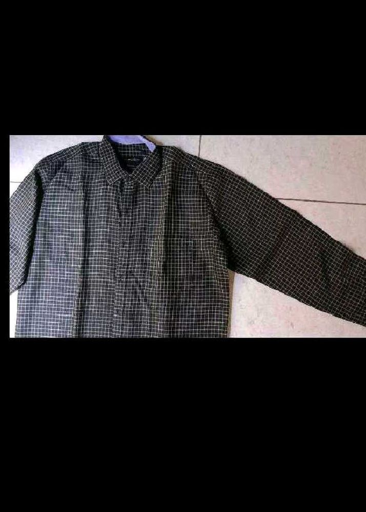 Men's Plaid Button-Down Shirt