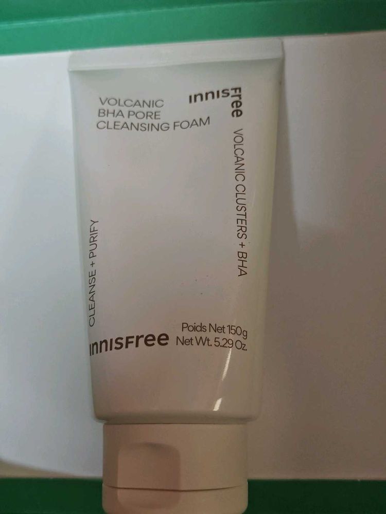 Innisfree Volcanic BHA Pore Cleansing Foam