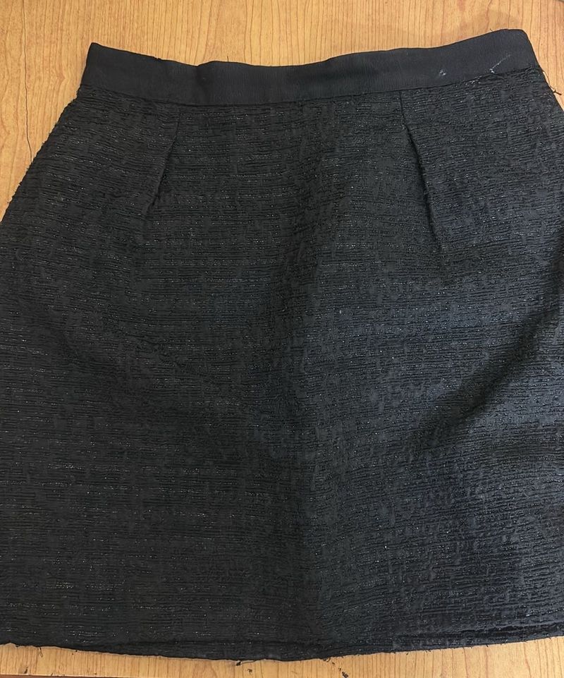 Black Textured A-Line Mini Skirt