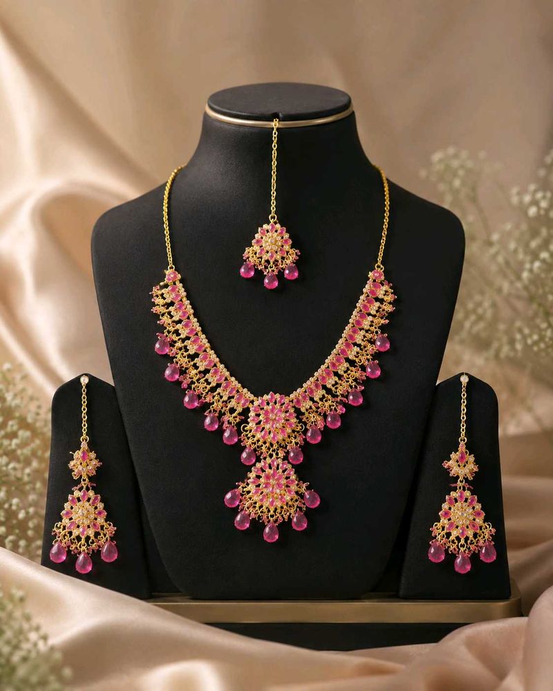 Stunning Pink &amp; Gold Jewelry Set