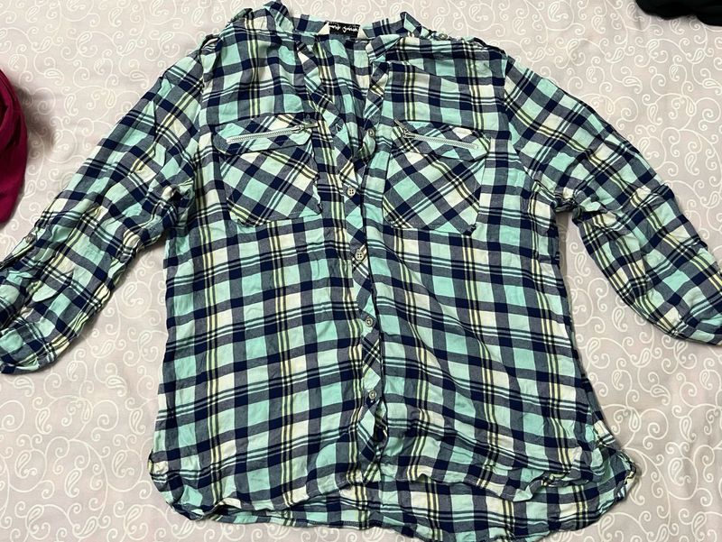 Chic Plaid Button-Up Tunic Top