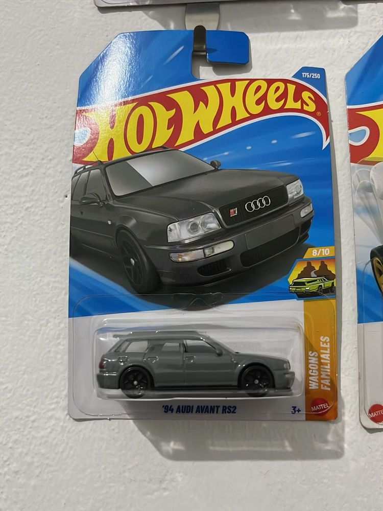 Hot Wheels 94 Audi Avant RS2