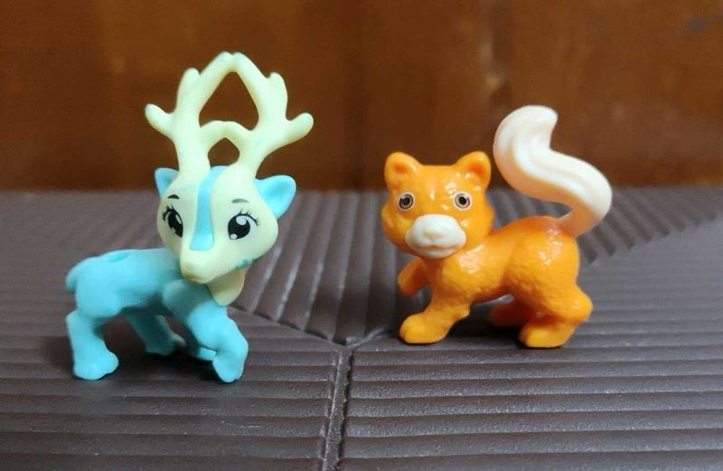 2 kinder Joy animal toys