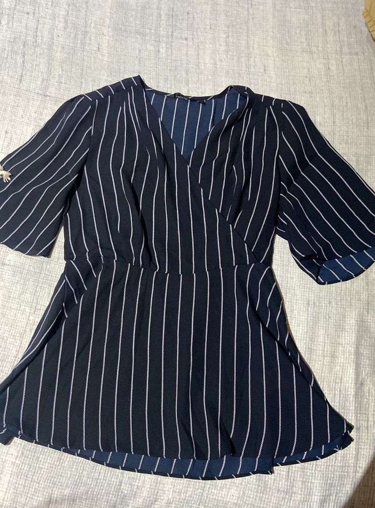 Navy blue top