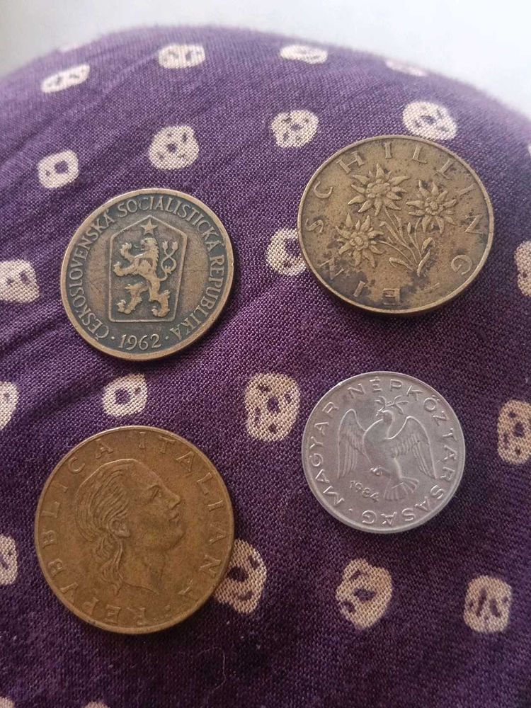 (4 set coins) + 1 coin(₹ 250) koi