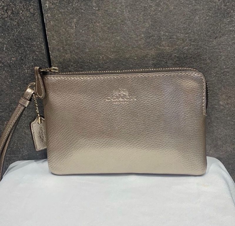 Brand New Authentic Coach small wristlet