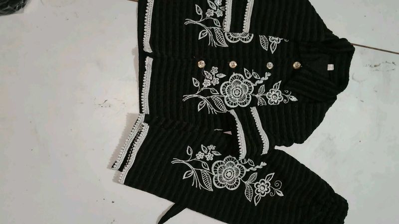 Black Kurta Set with White Embroidery