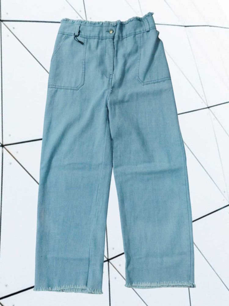 DE-63 Size 30 Straight Jeans