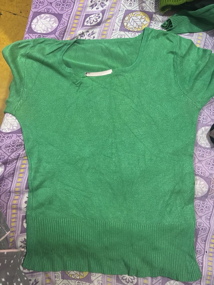 Green Short Sleeve Top