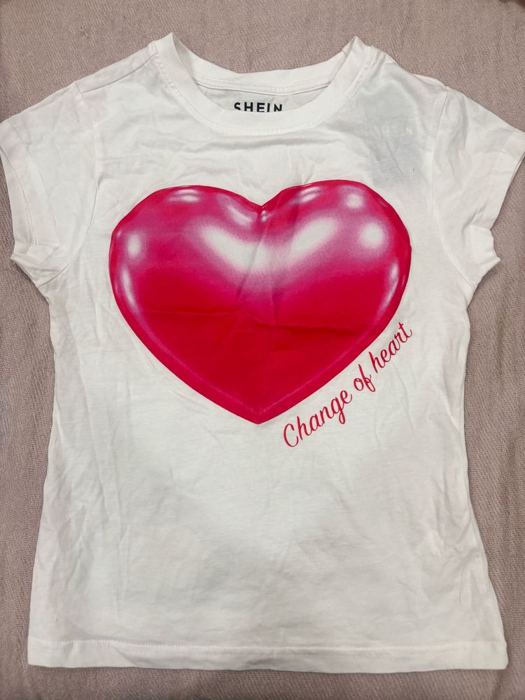 White Heart Graphic Tee