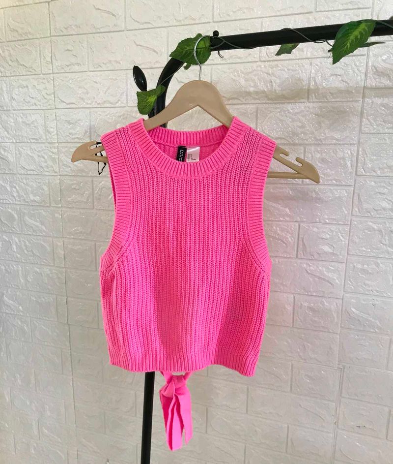 H&amp;M Knit Sweater Vest Top