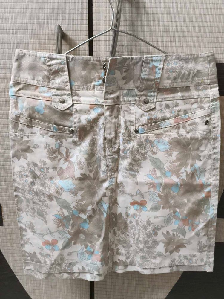 Floral Beige Short Skirt