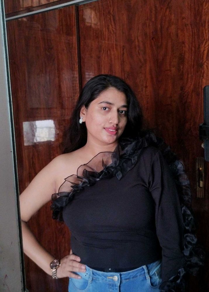 Chic Black One-Shoulder Top