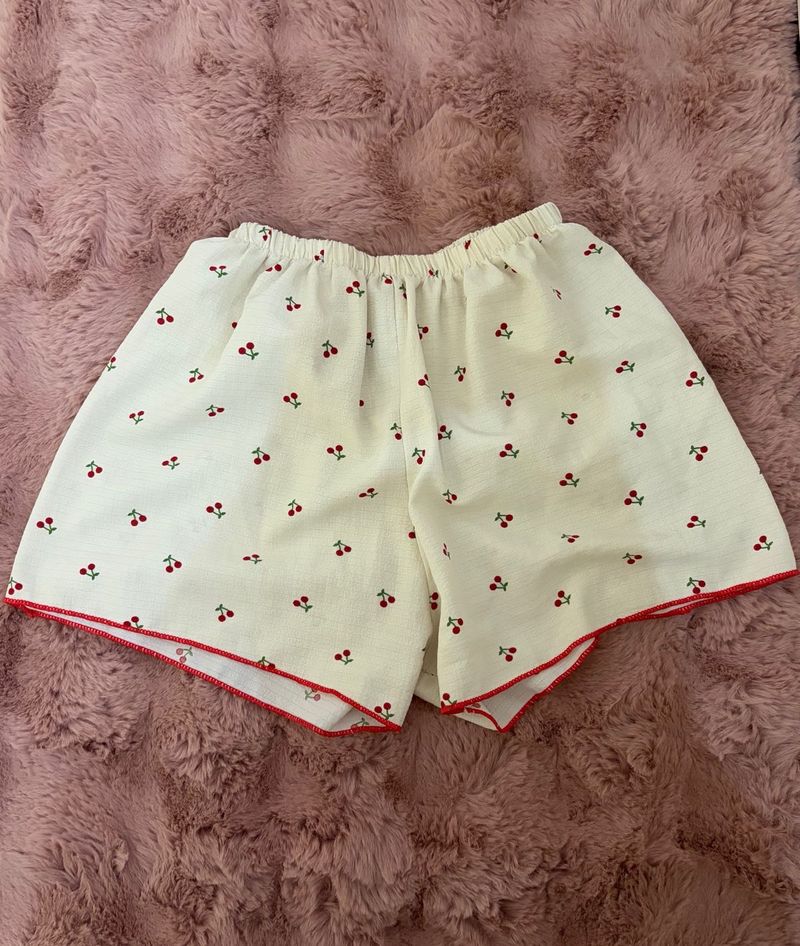Kawai cherry lounge shorts