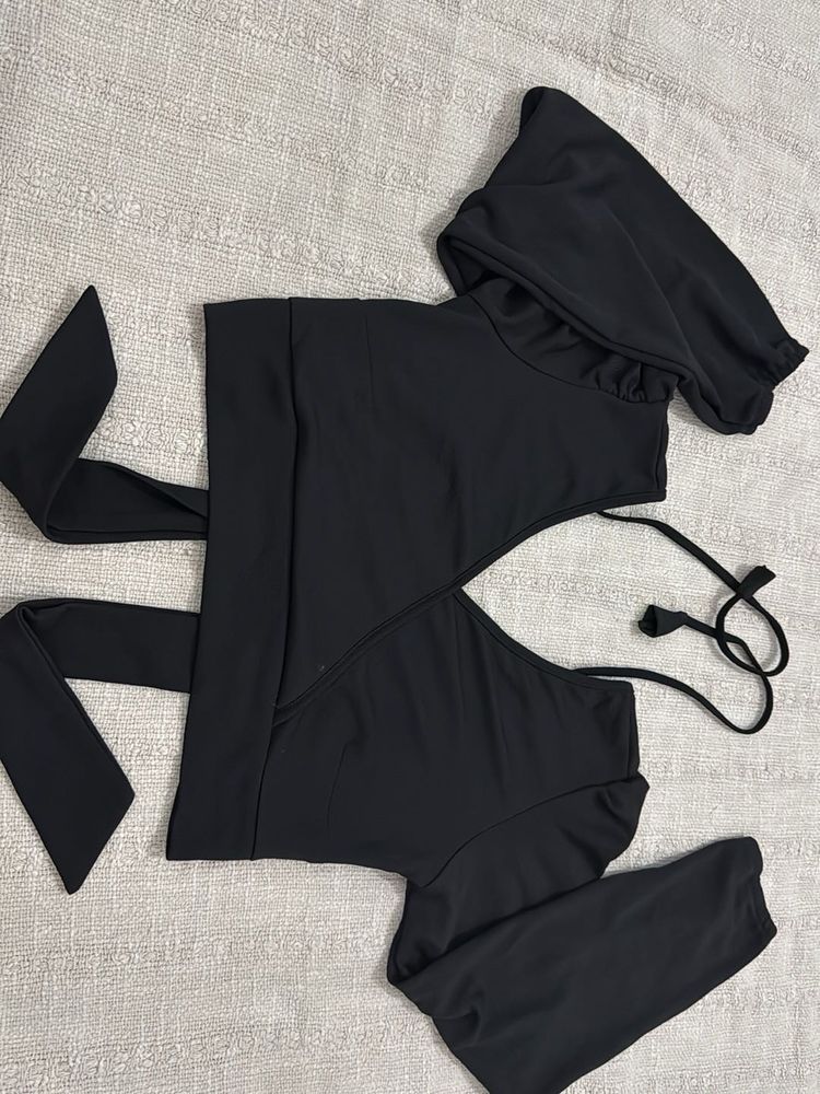 Black Wrap Crop Top with Long Sleeves