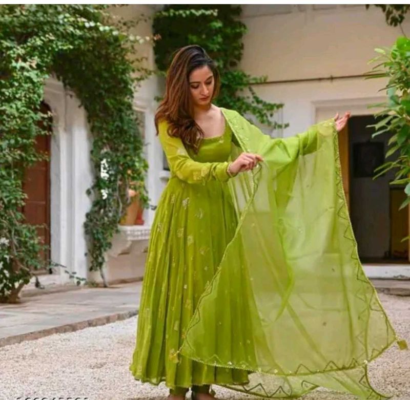 Beautiful Green Anarkali Kurta Set