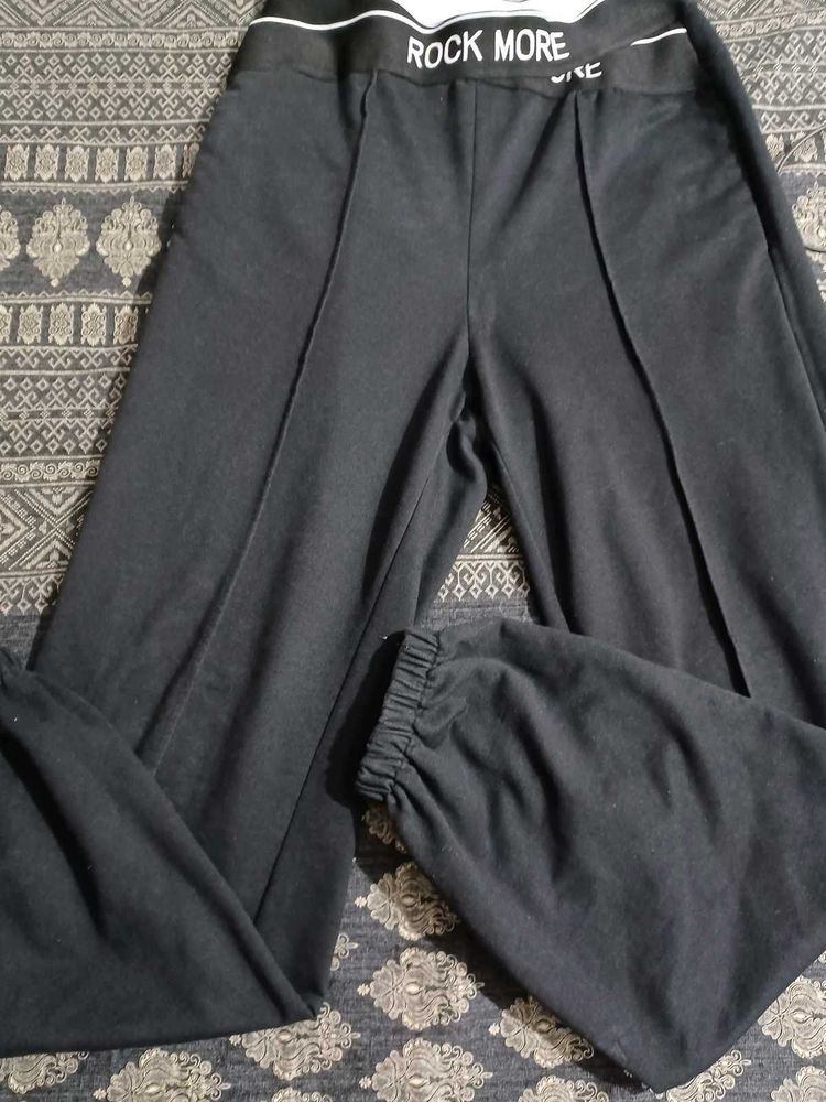 Black Jogger Pants "Rock More"