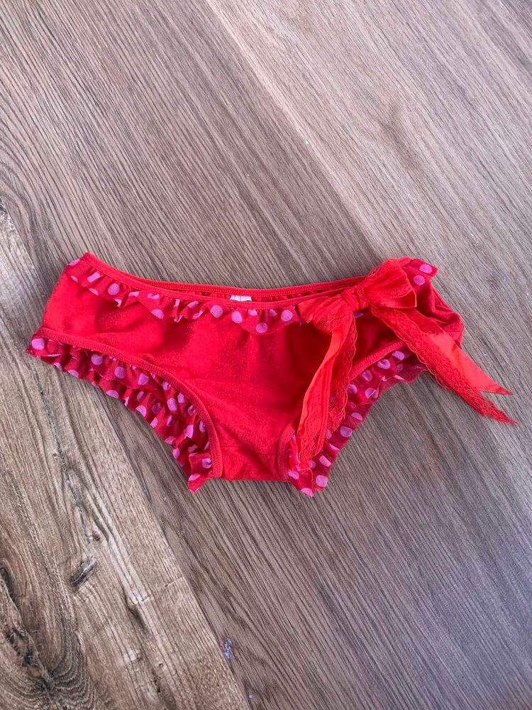 Cute Red Polka Dot Ruffled Briefs