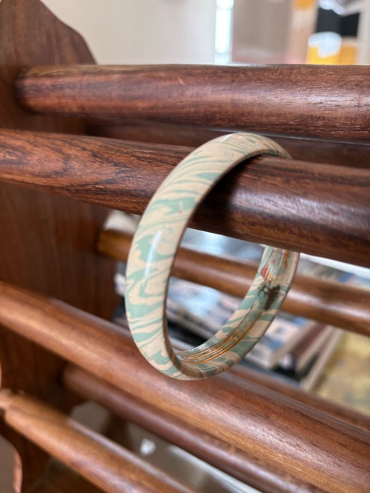Unique Swirl Bangle Bracelet