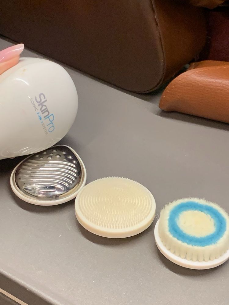 White Skin Care Sonic cleanser attachment