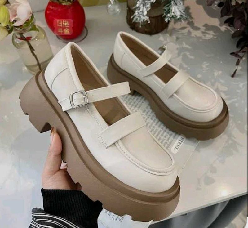 Chunky Platform Mary Jane Shoes