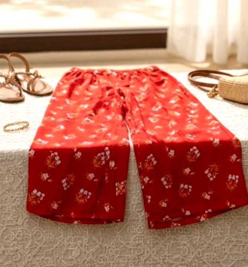 Red Floral Print Palazzos New without tag ✨