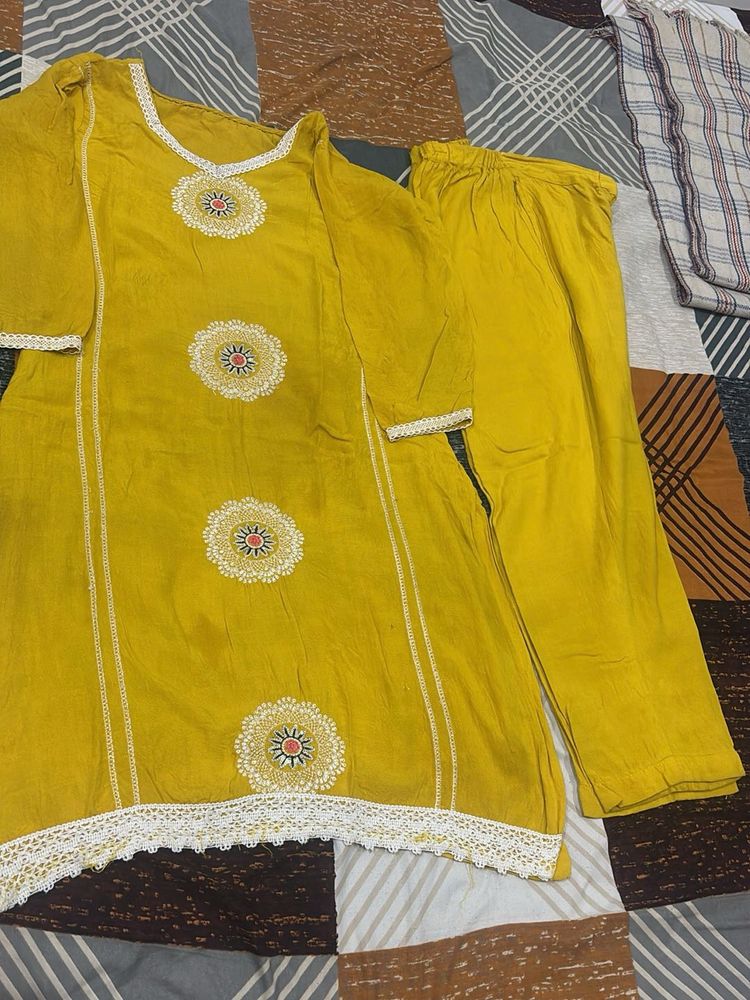 Yellow Kurta Set with Intricate Embroidery