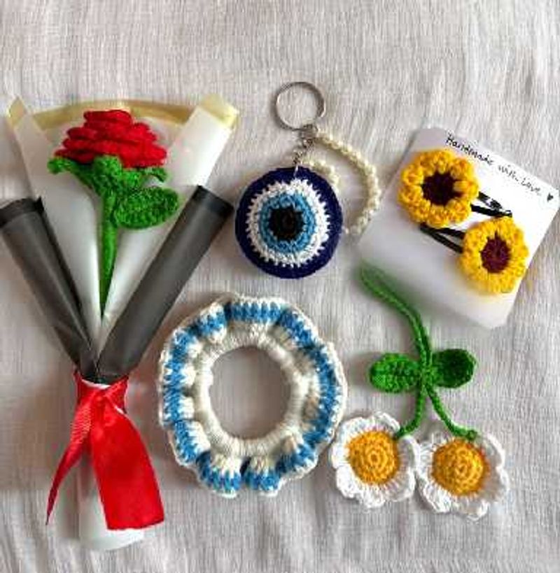 Handmade Crochet Flower Hair Clips &amp; Keychain Set