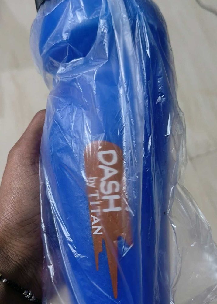 Dash by Titan Blue Bottle