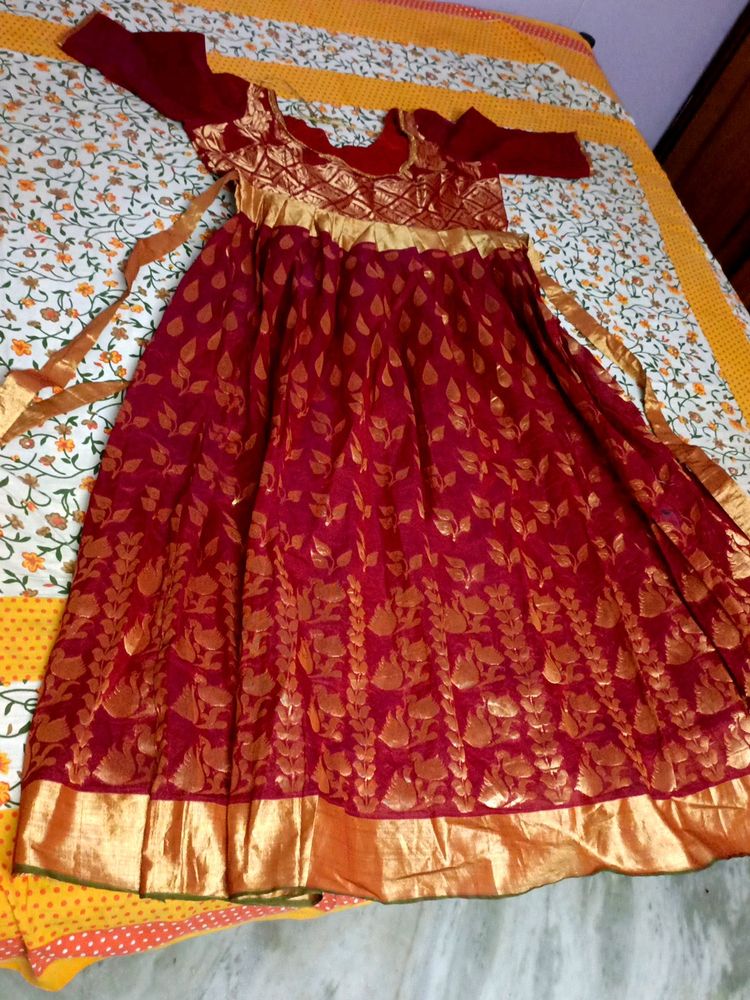 Attractive Red Ethnic Gown