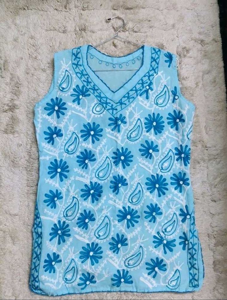 Blue Embroidered Chikankari Kurti
