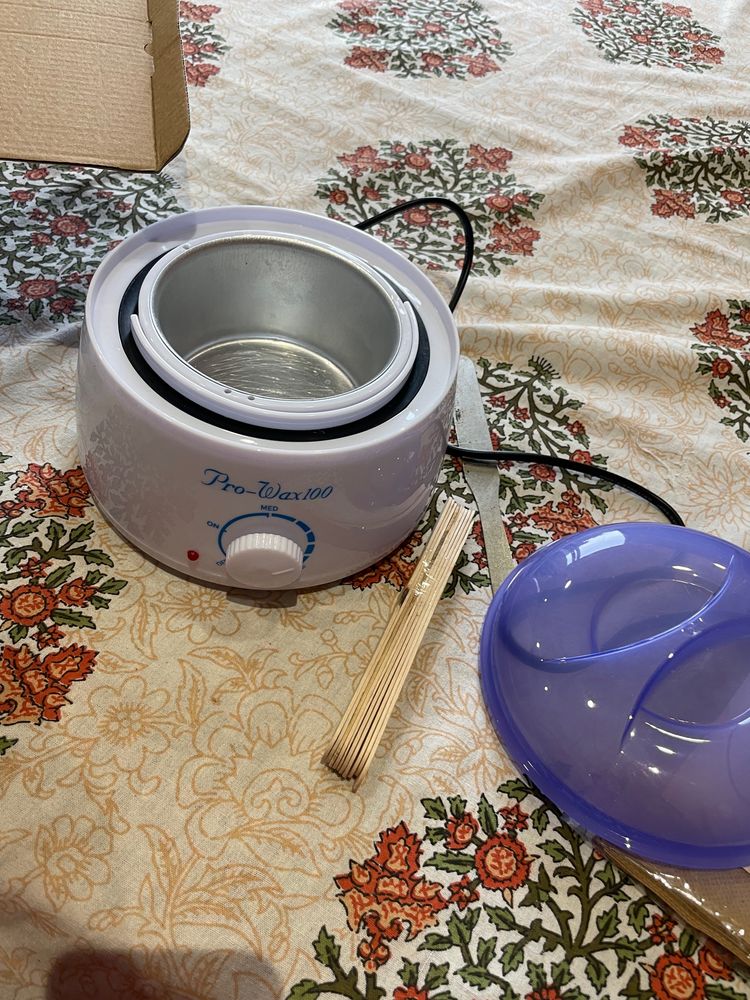 Paraffing hair removal waxing kit