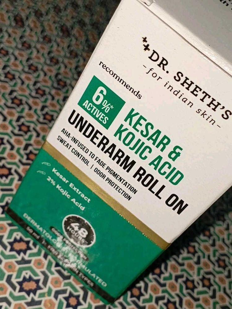 Dr. Sheth's Kesar &amp; Kojic Acid Underarm Roll On
